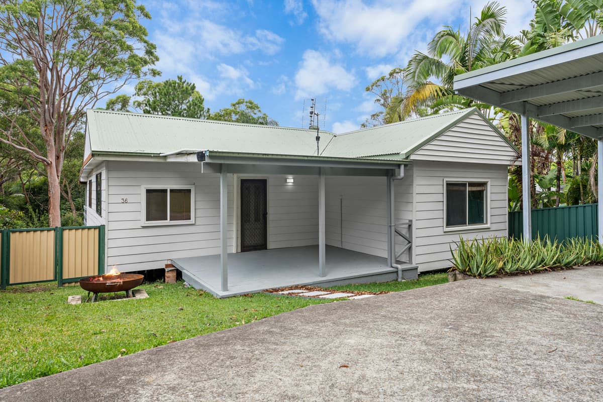 36 Fishery Point Road, Mirrabooka NSW 2264 — photo 1 of 8