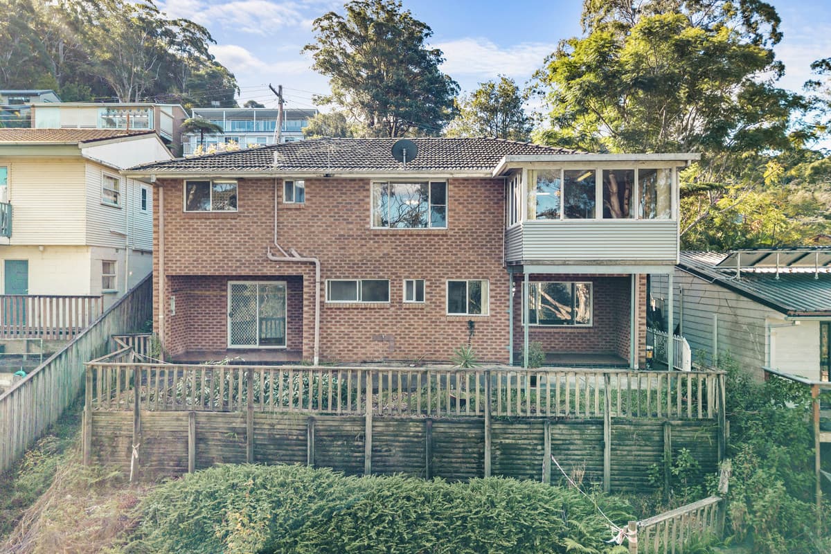 8 Margaret Rose Drive, East Gosford NSW 2250 — photo 1 of 26