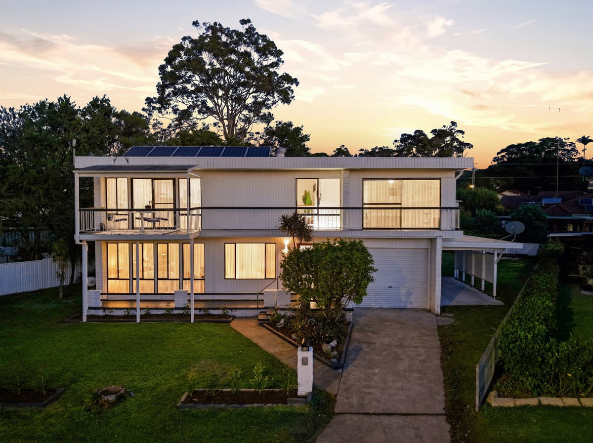 134 Grand Parade, Bonnells Bay NSW 2264 — photo 1 of 28